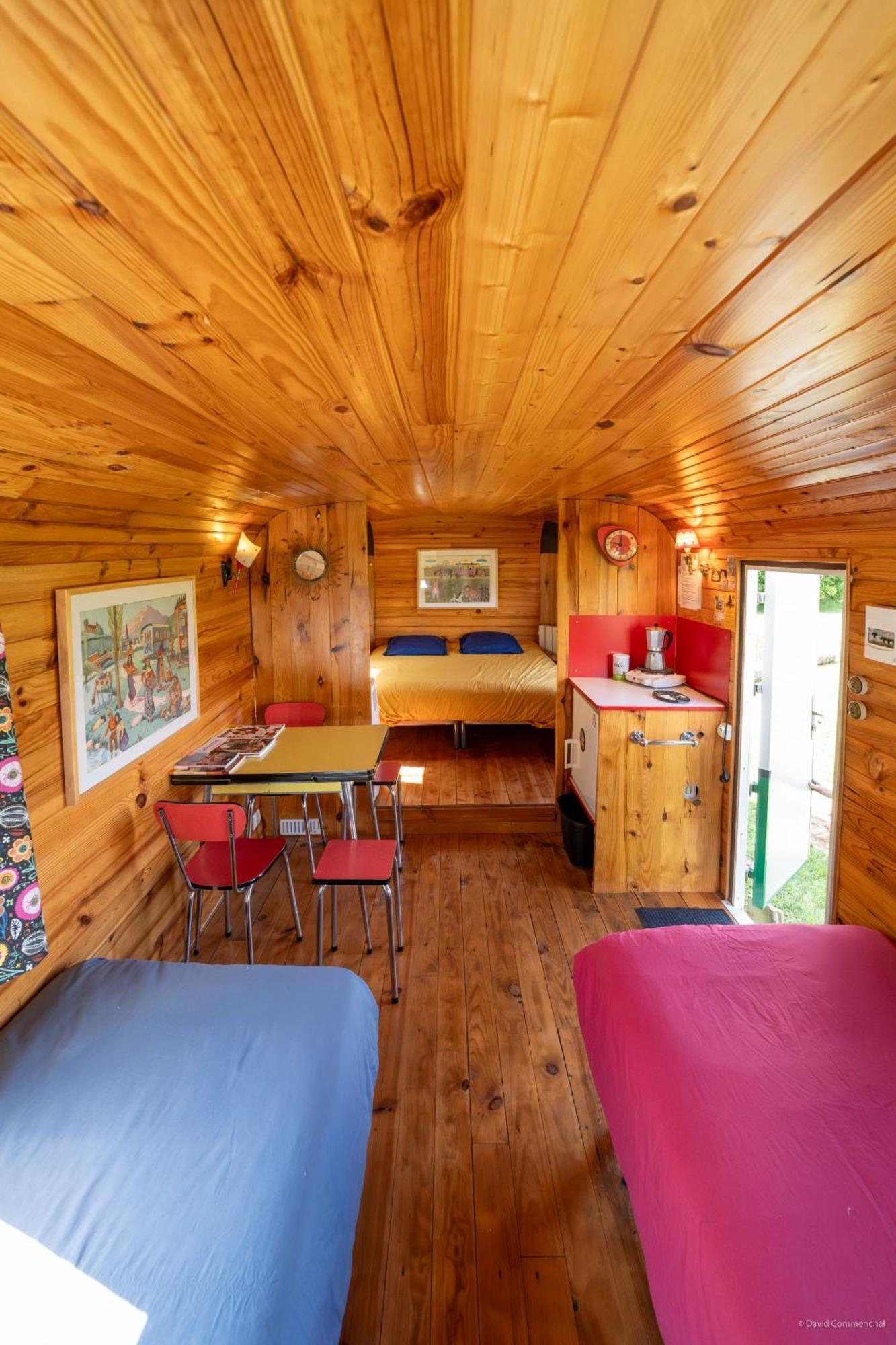 Landhaus Manoir Du Bois Joly - Roulotte Vintage *